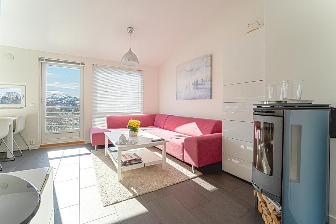 Three-Bedroom Apartment Tjorhom Zewnętrze zdjęcie